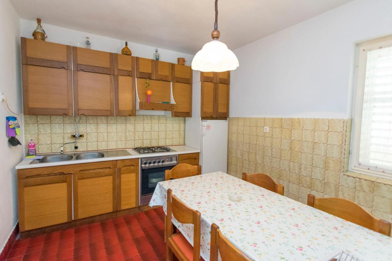 Apartment Smiljan Primošten Exteriör bild